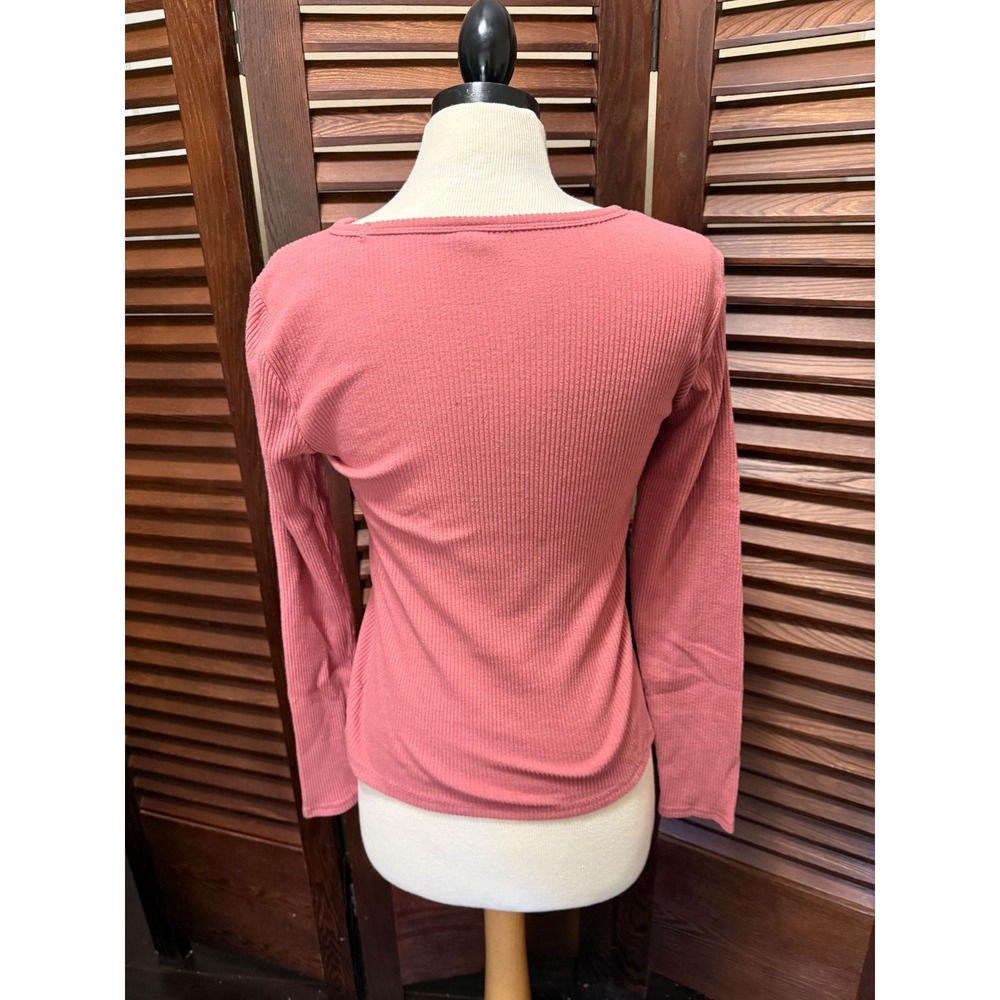 Old Navy Womens Ribbed Long Sleeve Top Dusty Rose Pink Size M Slim Fit Knit Tee - Picture 2 of 5